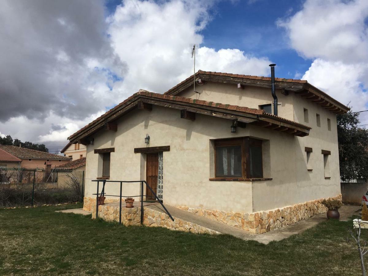 בית הארחה Saldana de Ayllon 	La Casa Del Cartero Pablo מראה חיצוני תמונה