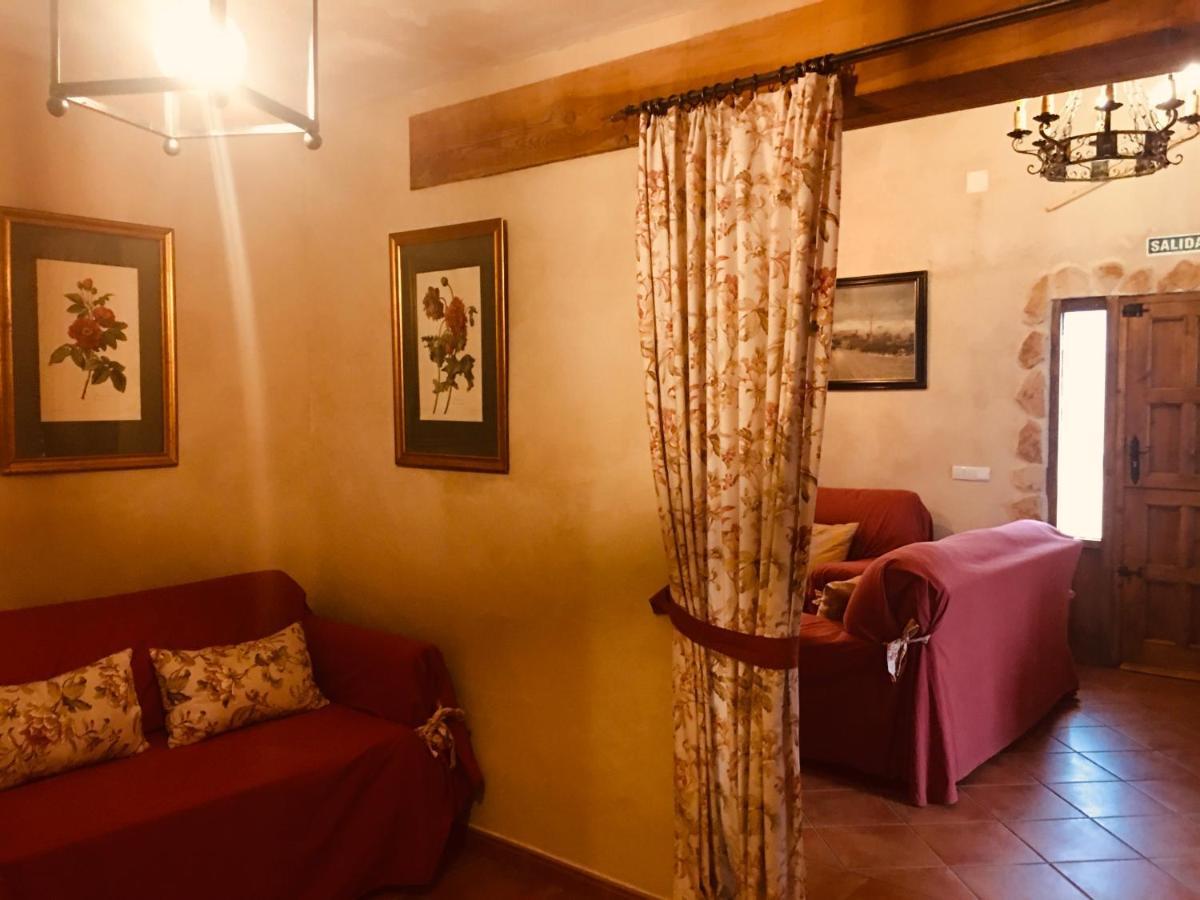 בית הארחה Saldana de Ayllon 	La Casa Del Cartero Pablo מראה חיצוני תמונה