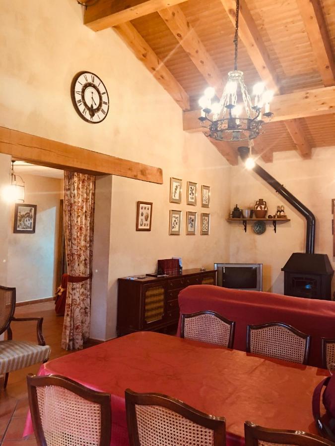 בית הארחה Saldana de Ayllon 	La Casa Del Cartero Pablo מראה חיצוני תמונה