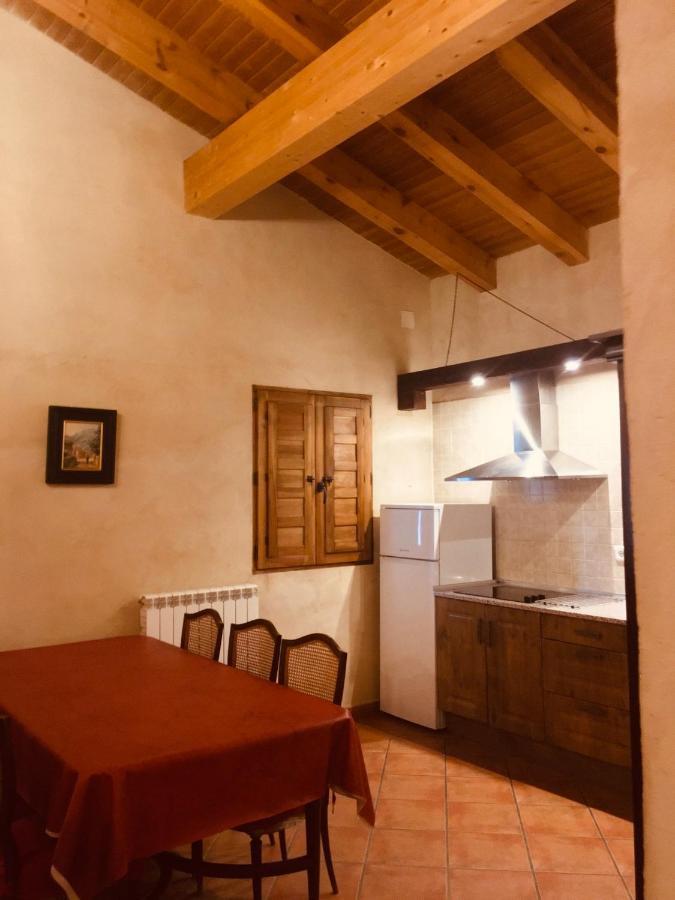 בית הארחה Saldana de Ayllon 	La Casa Del Cartero Pablo מראה חיצוני תמונה